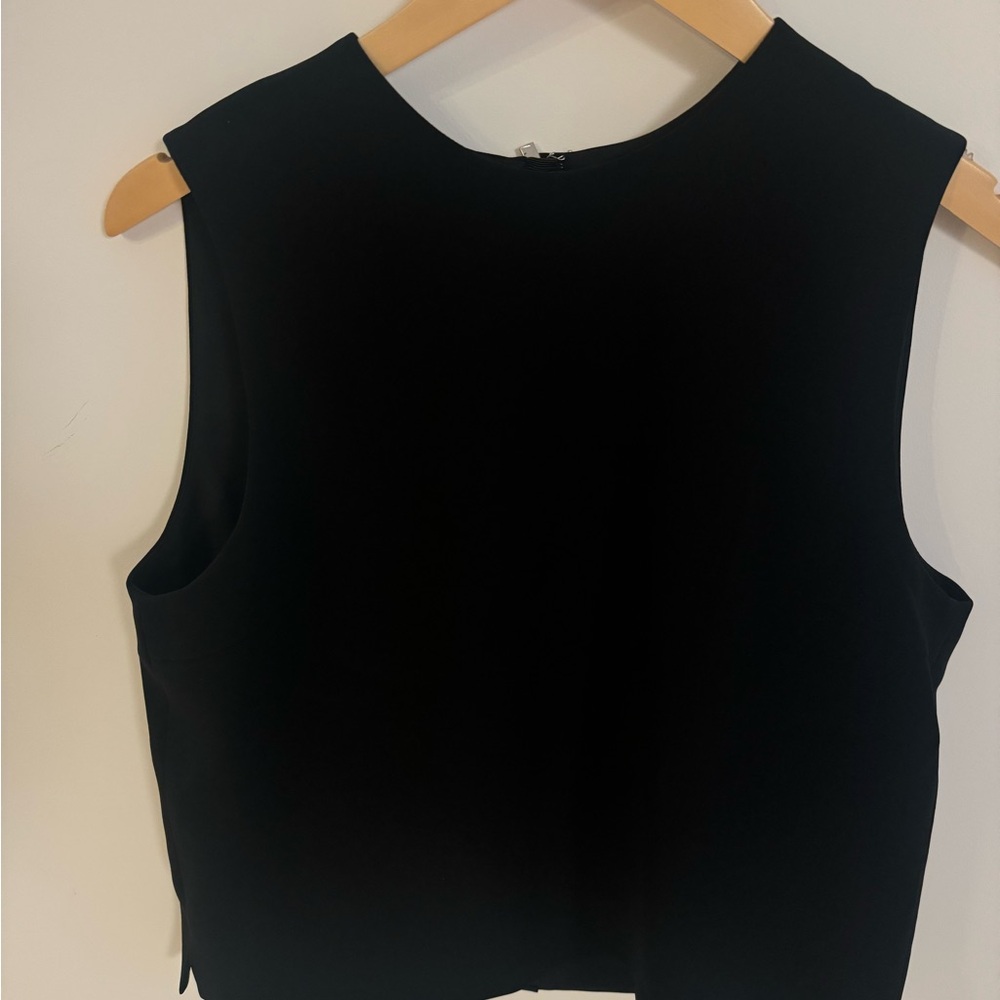 Theory Black Top